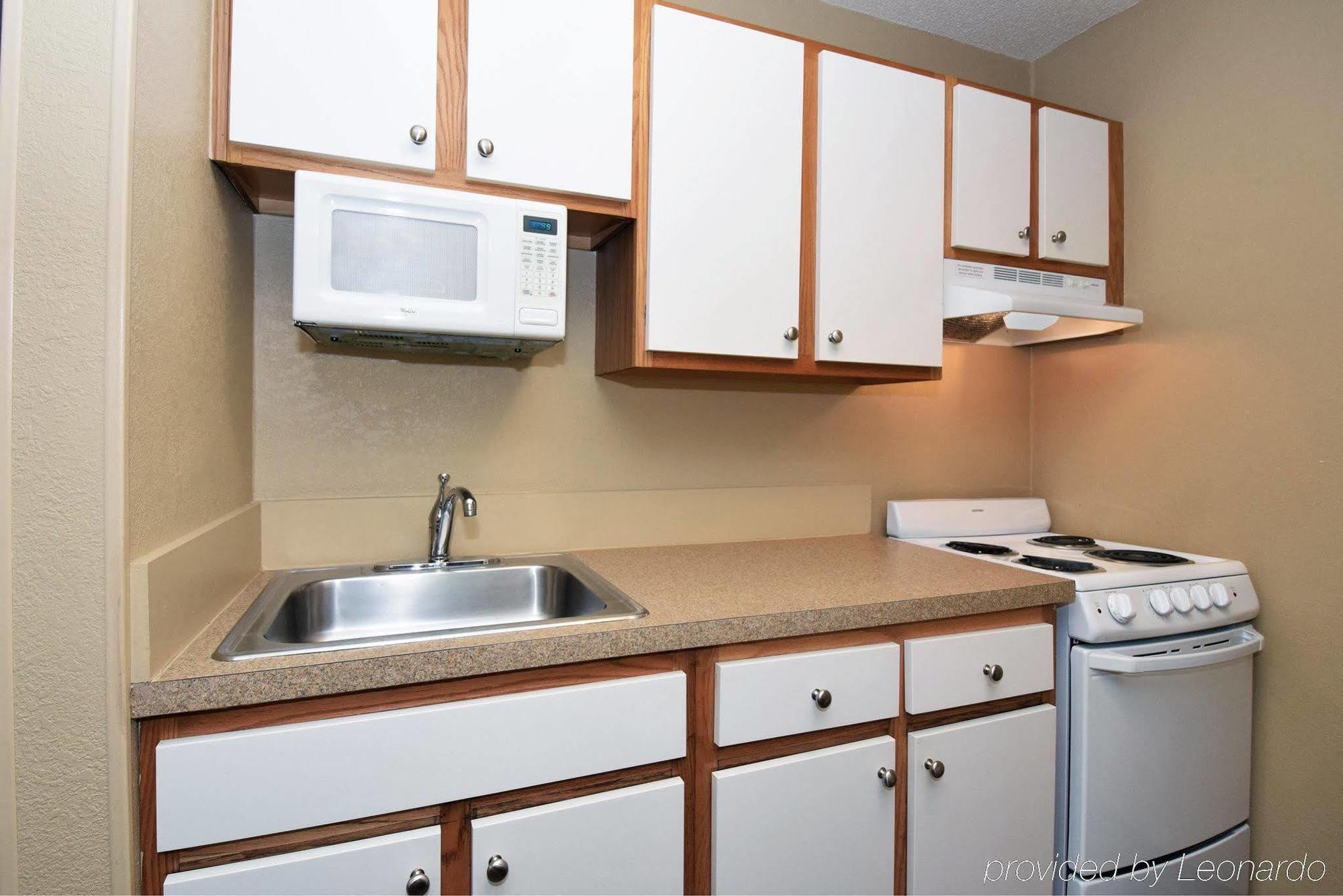 Extended Stay America Suites - San Antonio - Colonnade - Medical Zewnętrze zdjęcie